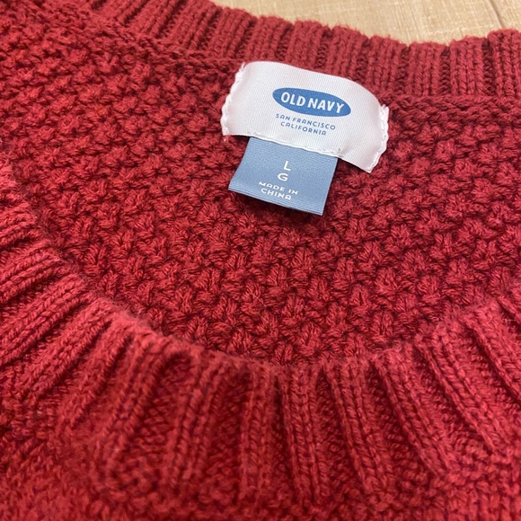 Red Cable Knit Sweater Size Large - Picture 3 of 6